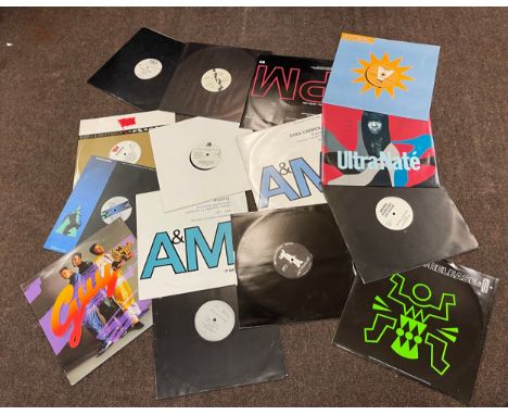 Large selection of 12 inch dance, R&amp;B and soul record singles to includes sonya roche, Digital excitation, Guy, Gwen McCr