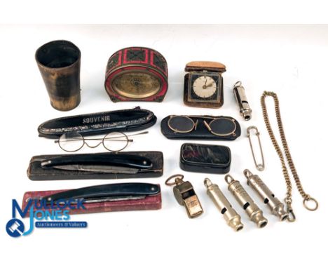 Mixed Lot of Collectables: to include horn tankard, snuff box, cutthroat razors, Pince Nez glass and antique reading glasses,