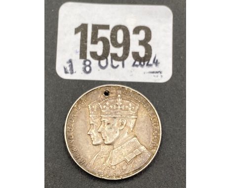 Silver Coronation medallion 78g