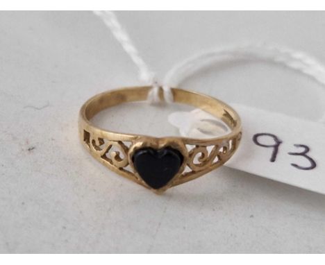 A heart motif ring 9ct size N