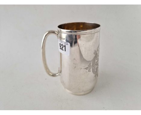 A Victorian pint tankard with a plain scroll engraved cartouche, 5 inches high, Exeter 1877 by JW &amp; Co, 274 g