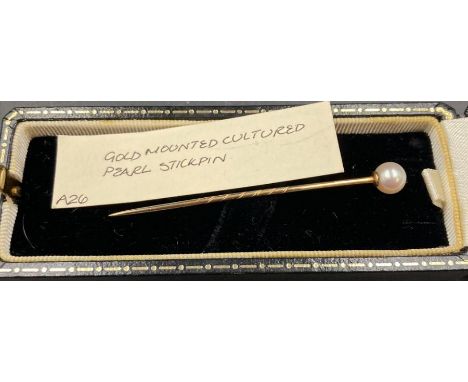 A gold mounted cultured pearl stick pin