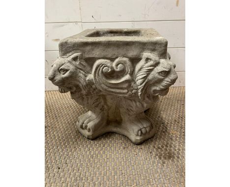 A small square planter with lions to corner (H36cm Sq34cm)