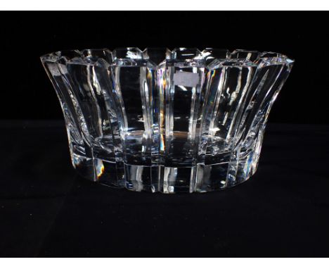 ORREFORS: A STENHAMMAR VASE BY GUNNAR CYREN31cm wide
