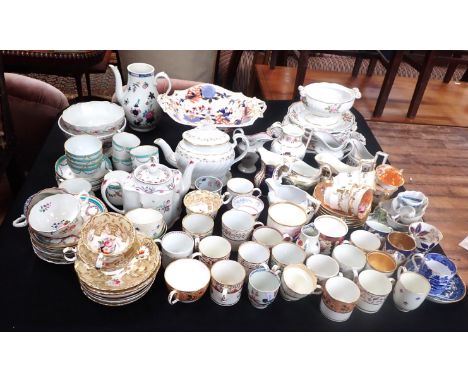 A QUANTITY OF 18TH AND 19TH CENTURY TEA WARESincluding Worcester and Spode, together with a Newhall style teapot and one othe