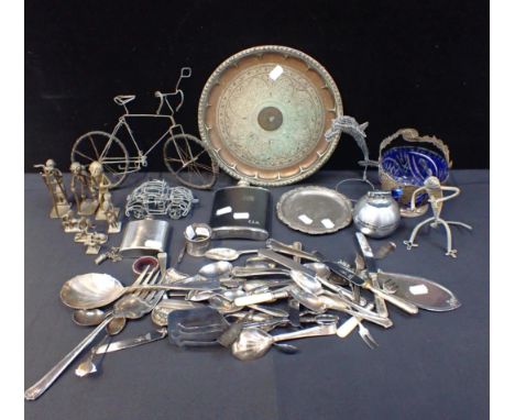 A QUANTITY OF MIXED METALWORKincluding silver and silver-plated items; tongs, napkin rings, a kilt pin, two white metal trays