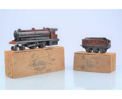 A Bowman 0 Gauge live steam Model 234 '4-4-0' Locomotive and Tender in original boxes (2), both in lined crimson as LMS 13000