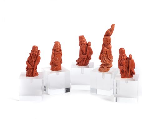 ˜A GROUP OF FIVE CHINESE CORAL FIGURES, 20TH CENTURY three carved as immortals, one as a young woman strumming a lute and one