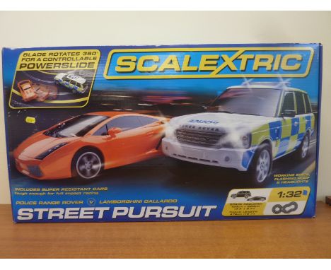 Scalextric Street Pursuit with Police Range Rover v Lamborghini Gallardo.