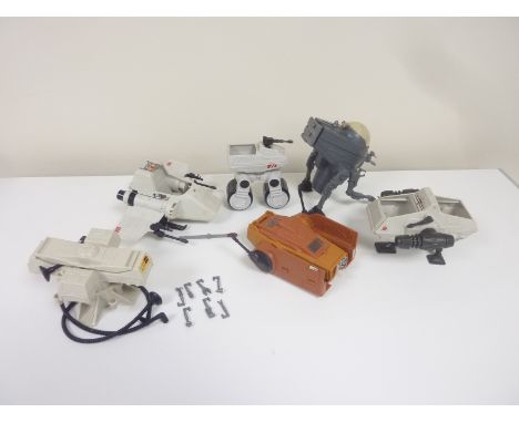Star Wars MTV-7 (multi terrain vehicle), Maintenance Energiser Unit and Tools, Cap-Z Captivator, PDT-8, plus two other vehicl