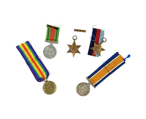 World War 1 and World War 2 medals  Comprising:World War 1 pair to 761052 Pte E M Trestrail 28th London Regt (in excellent co