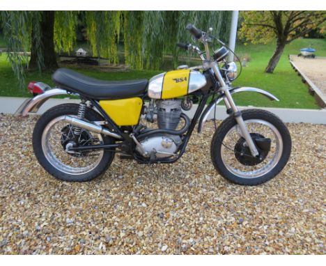 Very collectable BSA B50 500cc single-cylinder trial bike.The last of the big 500cc single-cylinder unit-construction bikesBu