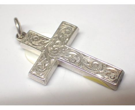 Vintage engraved 925 silver block cross