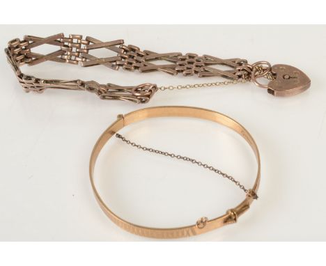 A 9ct. gold bangle and a 9ct. gold gate link bracelet, 15.8g.