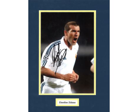 Football Zinedine Zidane signed 16x12 mounted colour photo pictured while playing for Real Madrid. Good Condition. All autogr