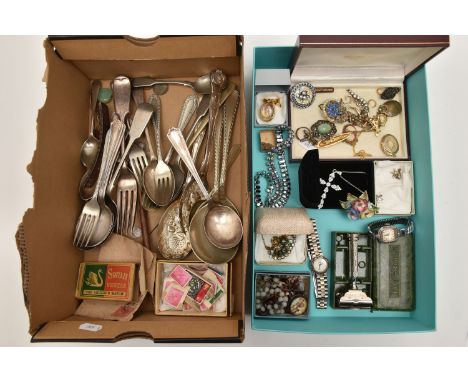 A BOX OF ASSORTED ITEMS, to include a small collection of costume jewellery, a 2018 Elizabeth II 'The Tailor of Gloucester' F