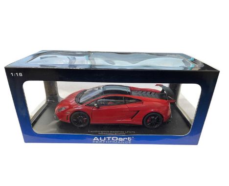 A boxed AutoArt Lamborghini Gallardo LP570 1:18 scale model, in red