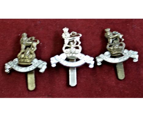 British WWII-EIIR Royal Army Pay Corps cap badges (3 variations), WWII made by Gladman &amp; Norman, Spencer St Birmingham (B