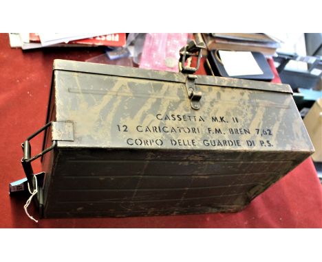 Italian post war empty Bren Gun Magazine box "Cassetta M.K. II… F.M. Bren 7,62 Corpo Delle Guardie SI P.S." stencilled on the