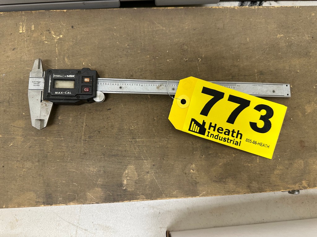 Lot 773