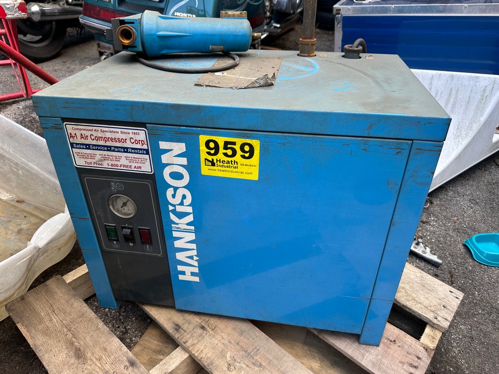 Lot 959