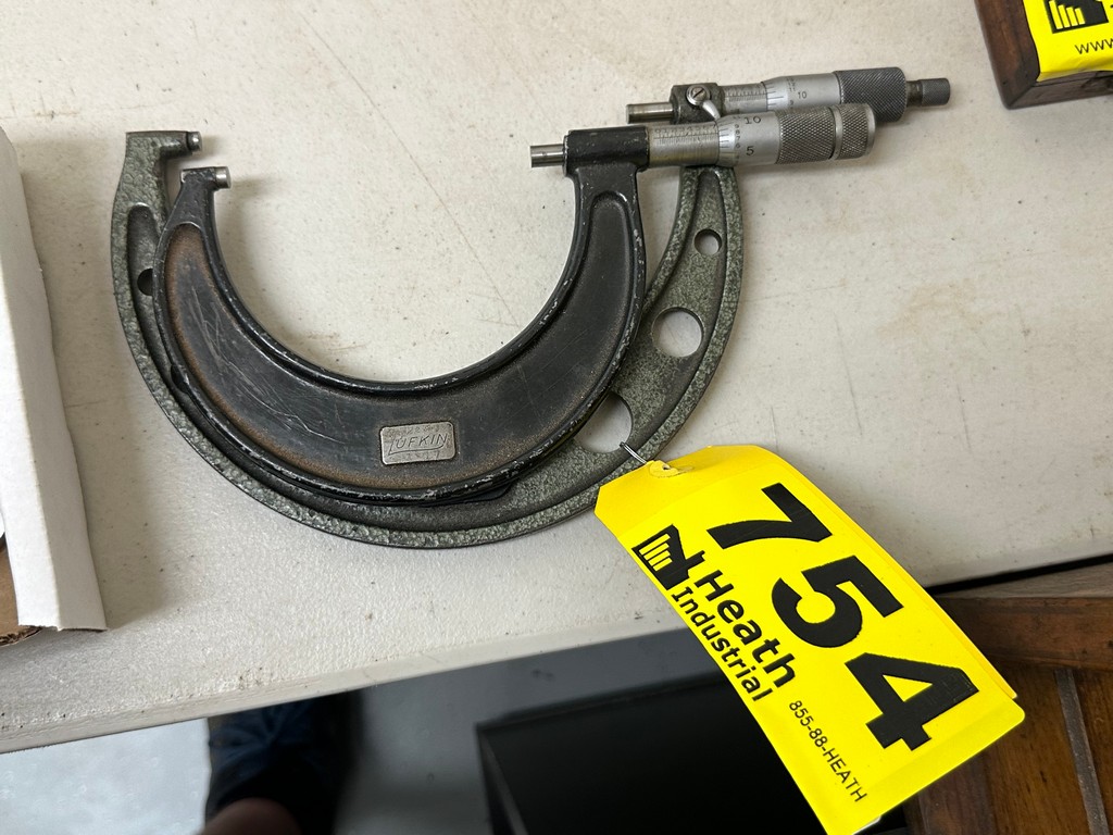 Lot 754