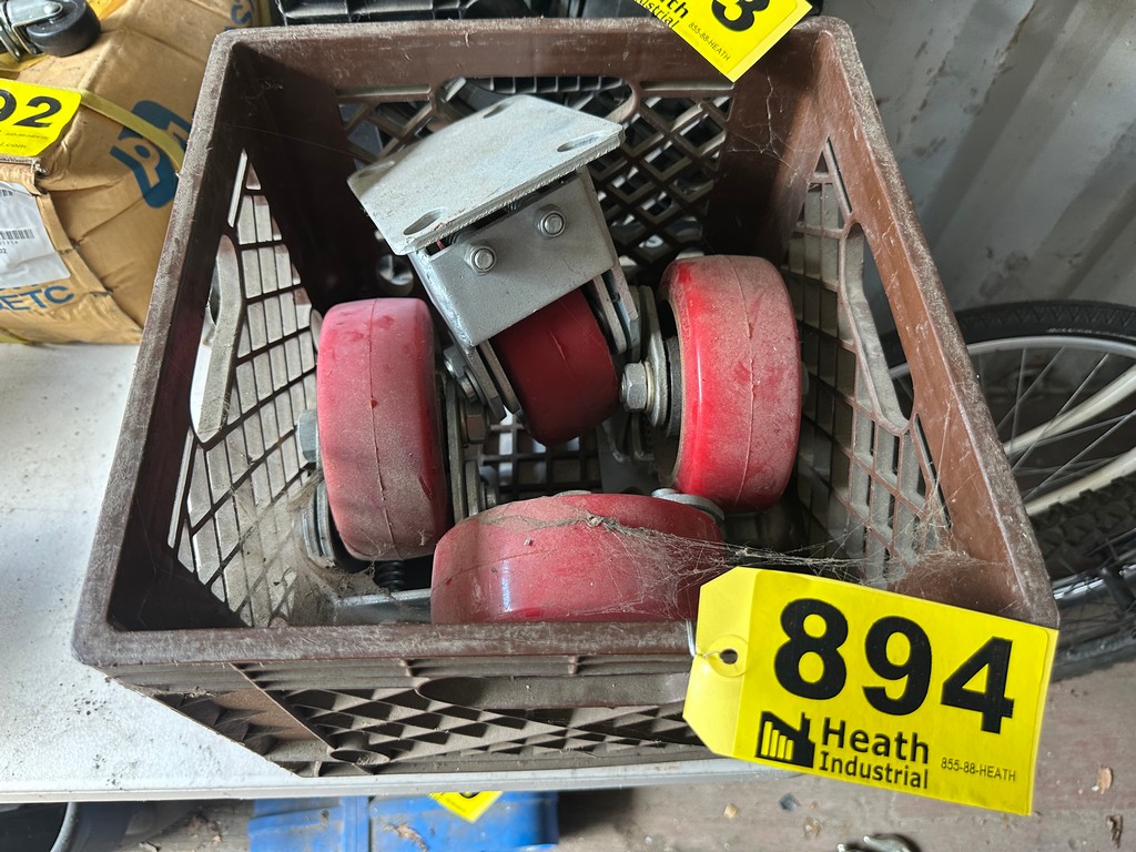 Lot 894