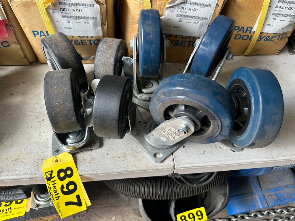 Lot 897