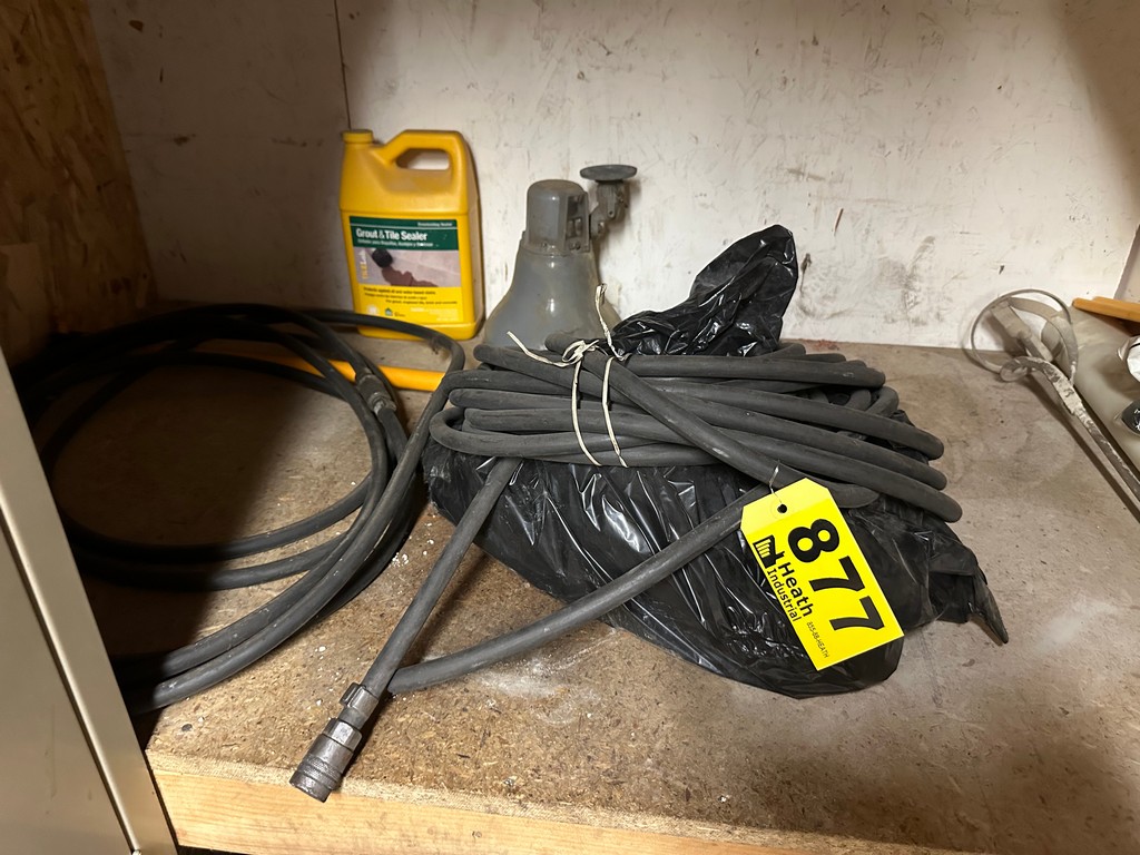 Lot 877