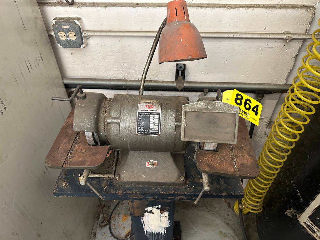 Lot 864
