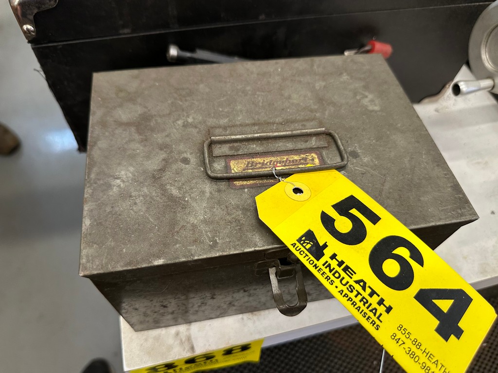Lot 564