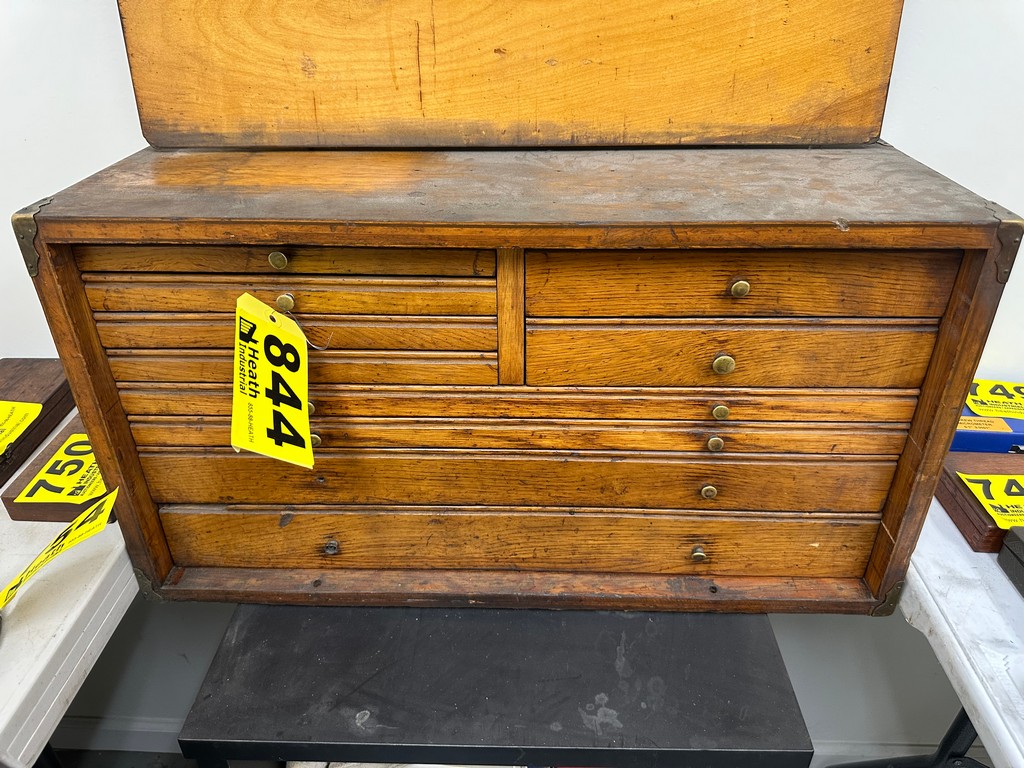 Lot 844