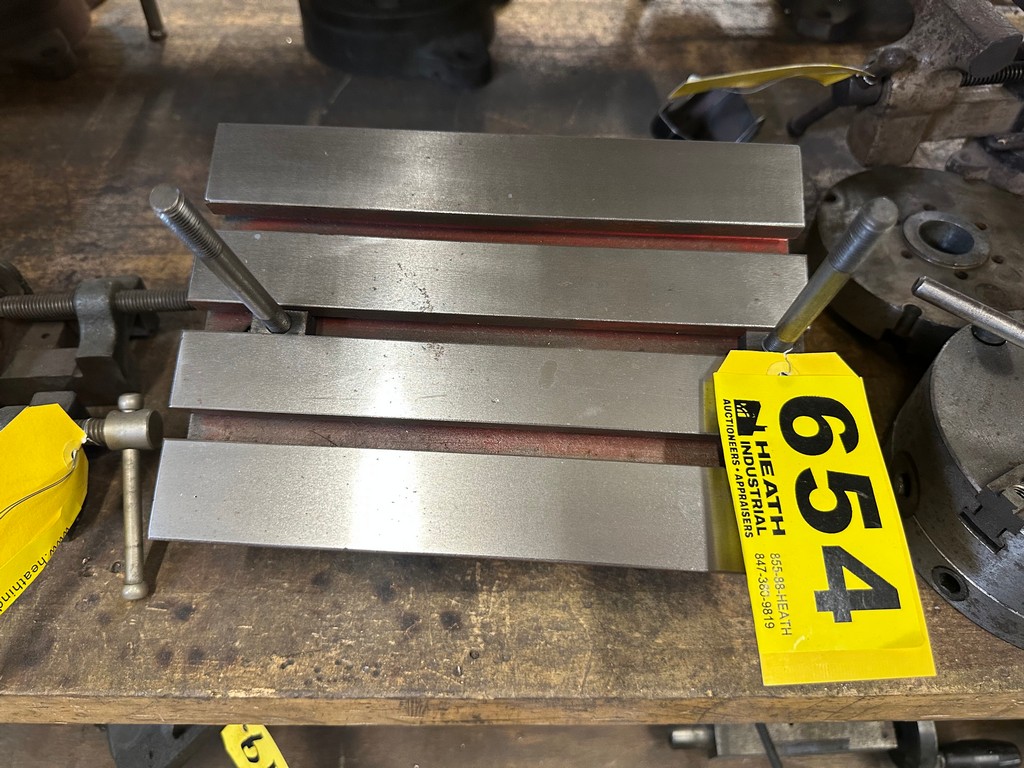 Lot 654