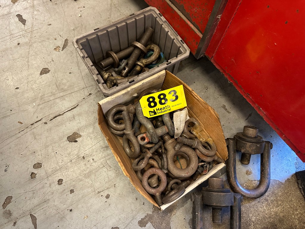 Lot 883