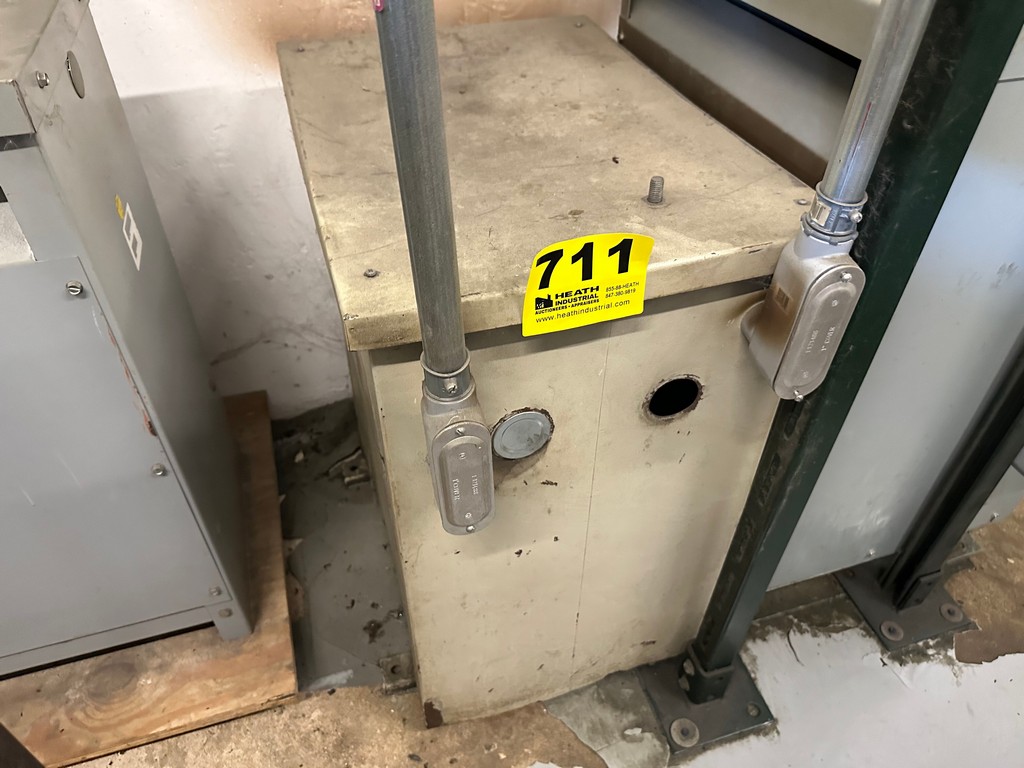 Lot 711