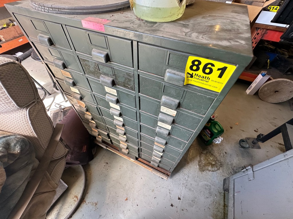 Lot 861