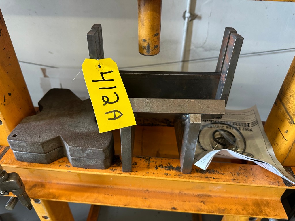 Lot 412A
