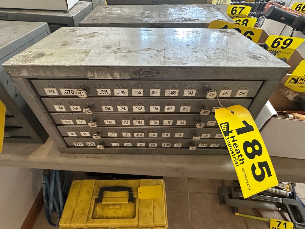 Lot 185