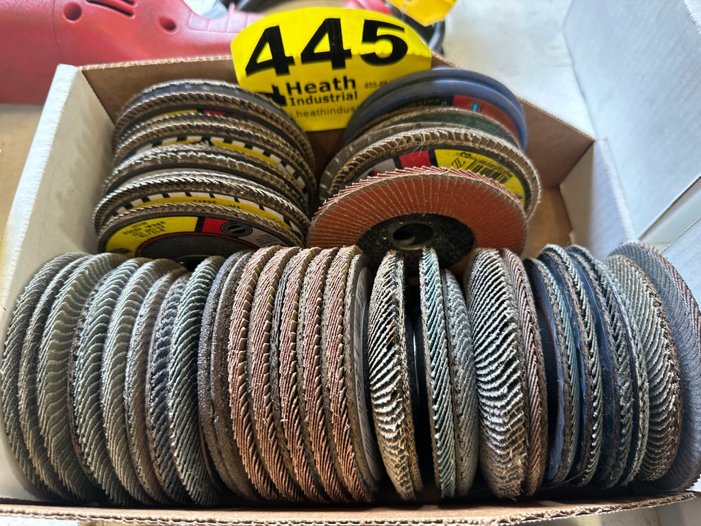 Lot 445
