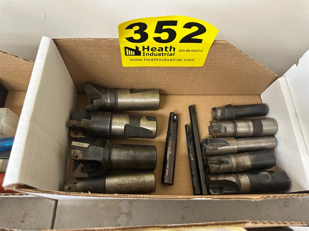 Lot 352