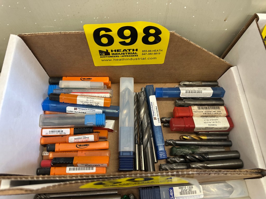 Lot 698