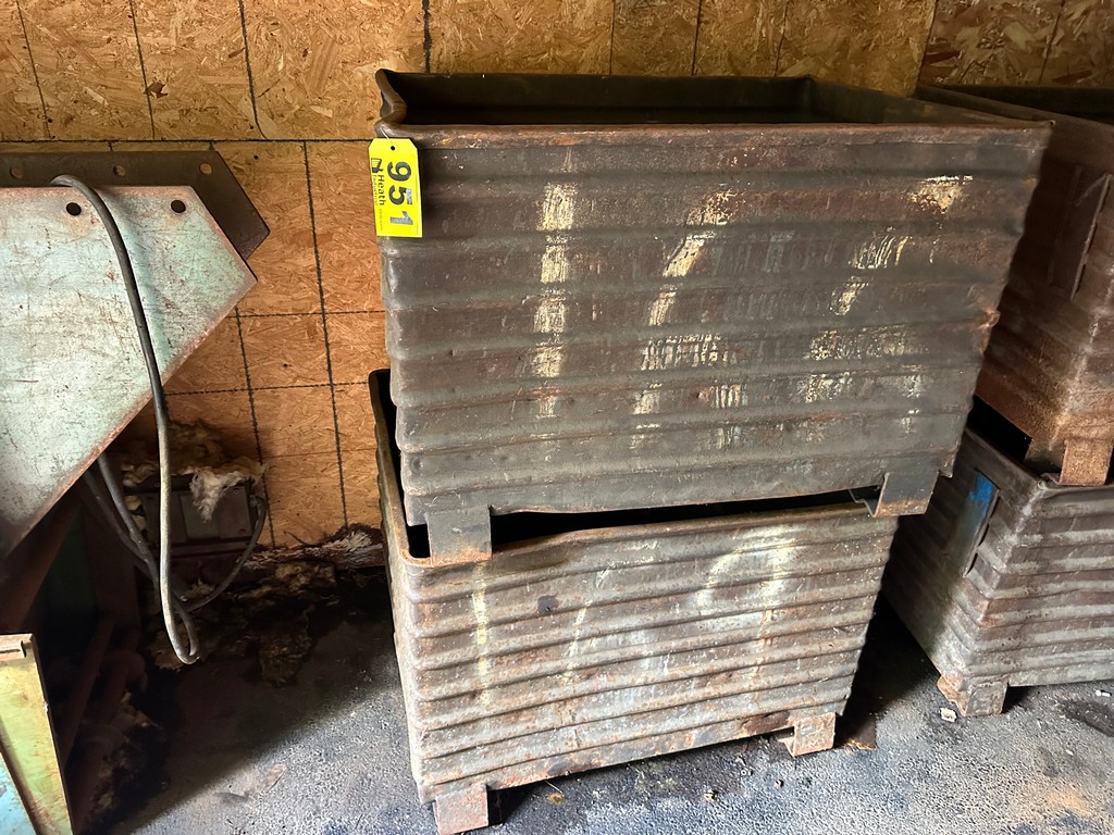 Lot 951