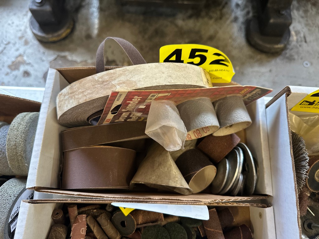 Lot 452