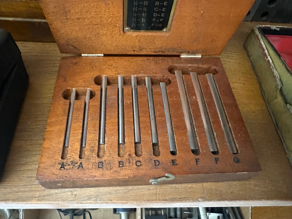 Lot 805