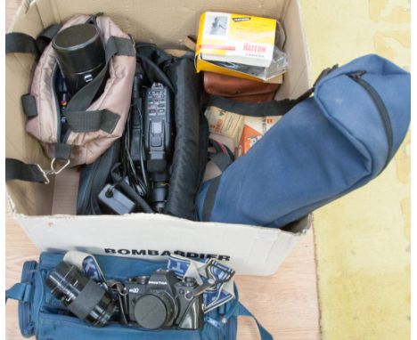 A quantity of photographic items including Brownie, Pratika 35mm, camcorda, tripod etc 