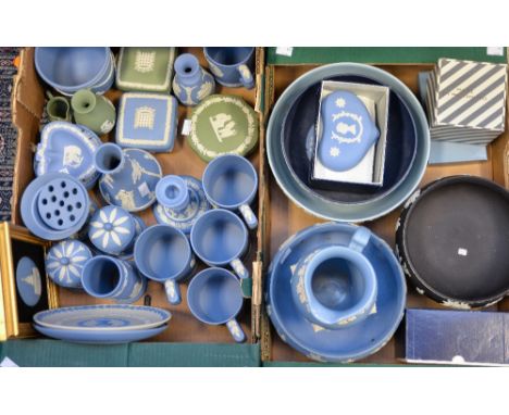 Two boxes of Wedgwood Jasperware, including fruit bowls, tankards, trinket dishes, etc, including Royal Commemorative items (