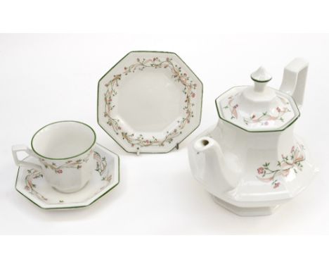 A Johnson Brothers Clover Leaf dinner and tea service including teapot, cups, tureen, etc 