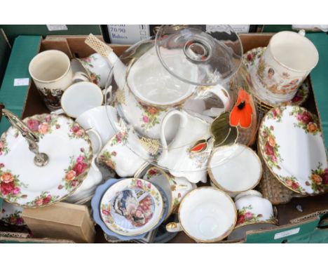 Box of ceramics to include Royal Commemoratives wares, Royal Albert tea service, painted glass bowl

(25)