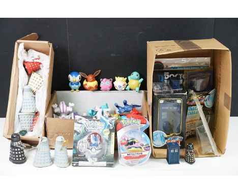 Quantity of mixed toys and games to include selection of Doctor Who items featuring boxed Dapol Tardis, Product Enterprise Da