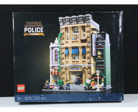 Lego - Boxed Lego Modular Buildings Collection 10278 Police Station set, previously built, with instructions, unchecked but a